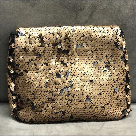 “Never too much sparkle” Sequin Black or Gold Crossbody-Boutique - Picture 6 of 15